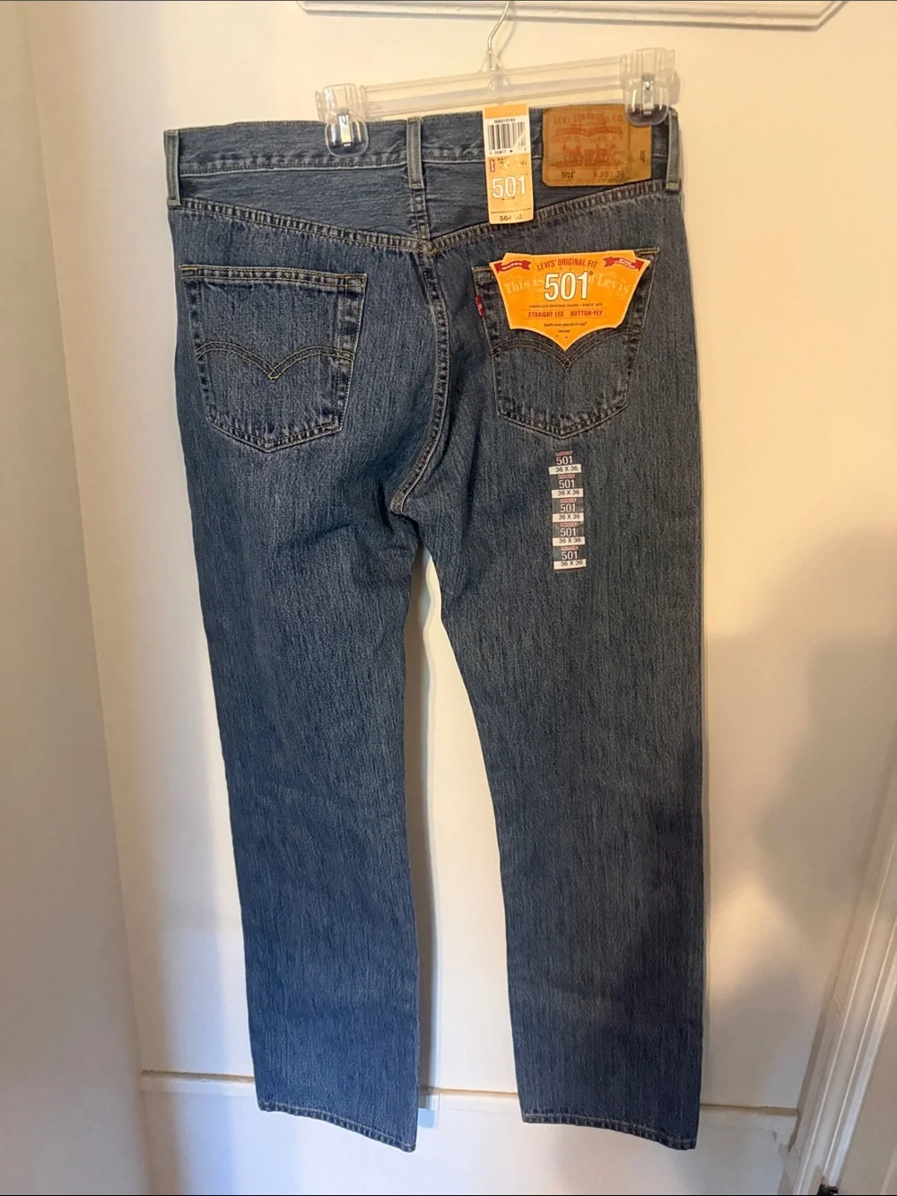 Levis classic straight
